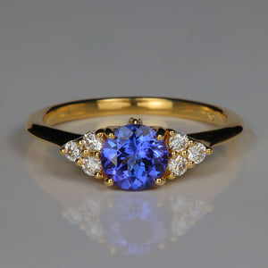 tanzanite and diamond ring in yellow gold beautiful