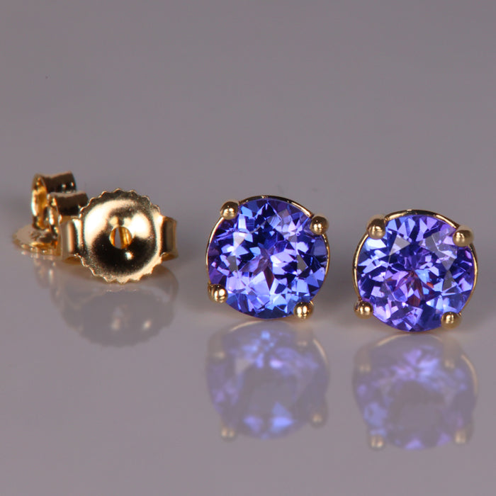 tanzanite stud earrings in yellow gold