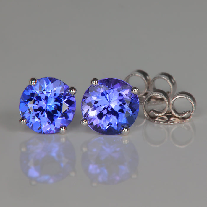 round cut tanzanite stud earrings 