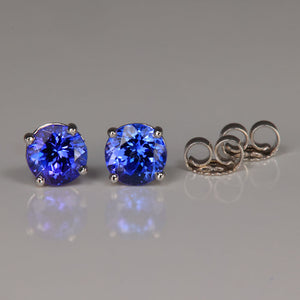 violet blue round tanzanite stud earrings