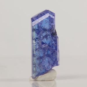 purple blue tanzanite crystal