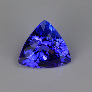 blue violet trilliant cut tanzanite gem