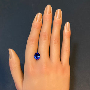 oval cut tanzanite blue