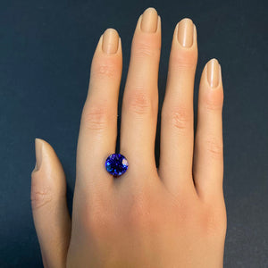 round brilliant tanzanite gemstone