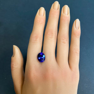 tanzanite gemstone oval cut violet blue