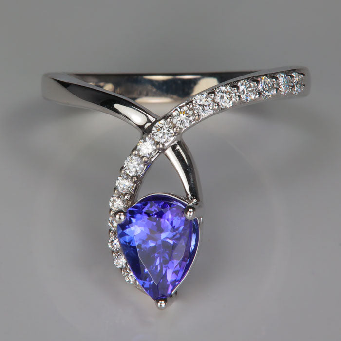 tanzanite ring in white gold with diamond accents