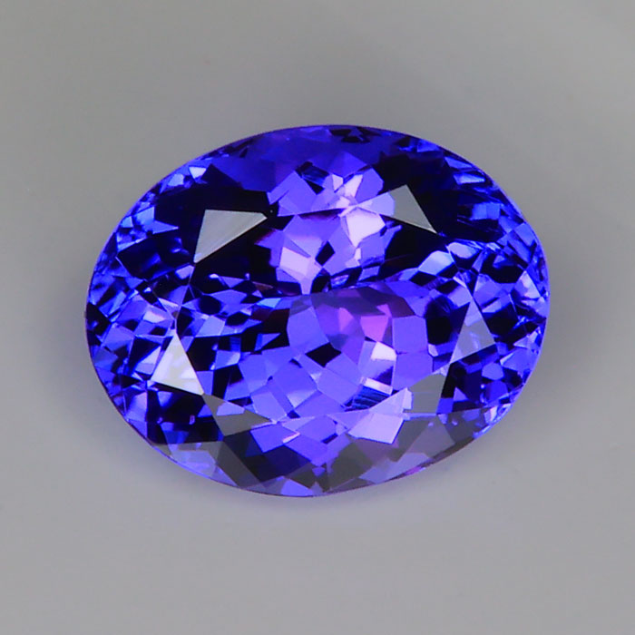 oval cut tanzanite gemstone blue violet color rare gem