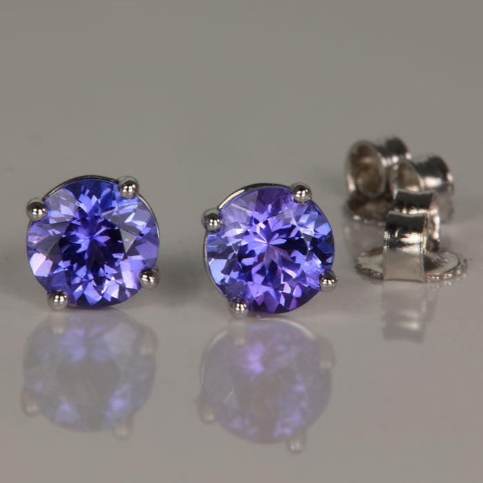 stud tanzanite earrings round