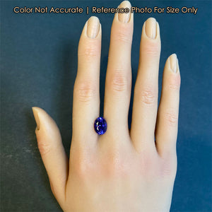 oval tanzanite size compared to hand