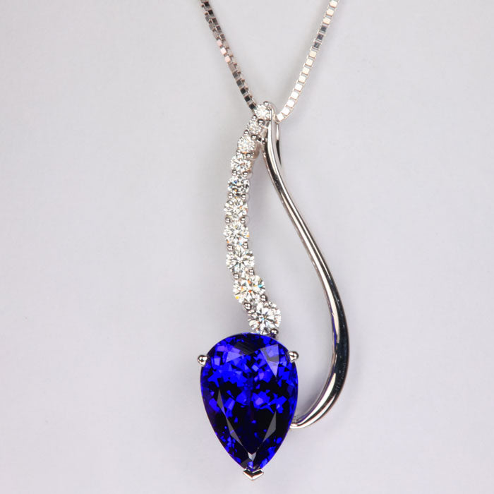 Tanzanite Pendants & Necklaces | White & Yellow Gold Designs ...