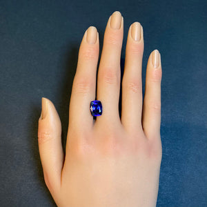 tanzanite gemstone over 5 carats