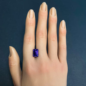 blue violet tanzanite