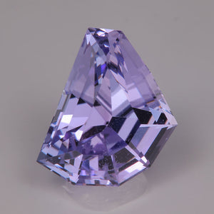 periwinkle sailboat cut fancy tanzanite gemstone