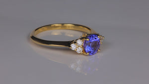 18K Yellow Gold 1.10 Carat Tanzanite and Diamond Ring