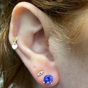 tanzanite stud earrings white gold