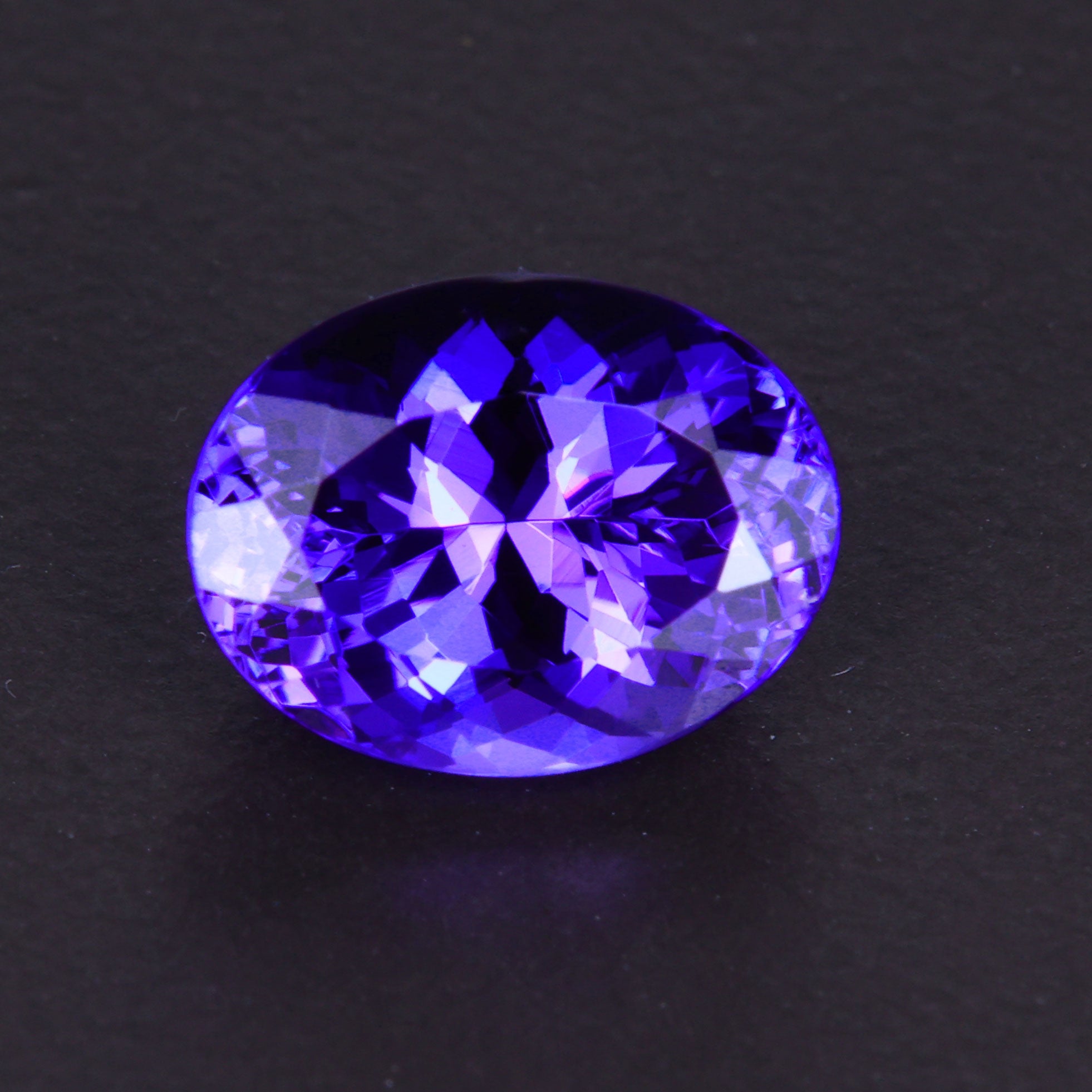 Blue Violet Oval Tanzanite Gemstone 3.63 Carats