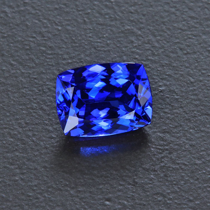 For Ann Violet Blue Antique Cushion Tanzanite Gemstone 1.82 Carats