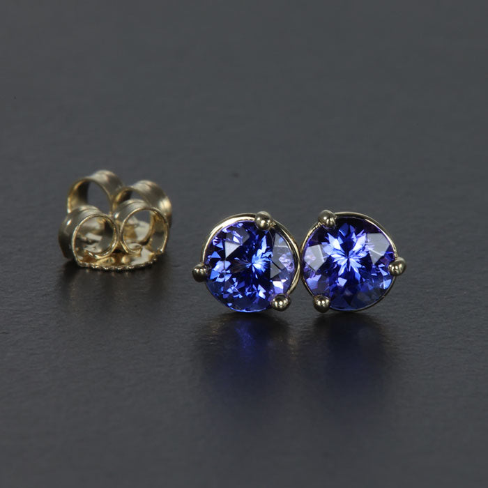 14K Yellow Gold Tanzanite Stud Earrings .94 Carats