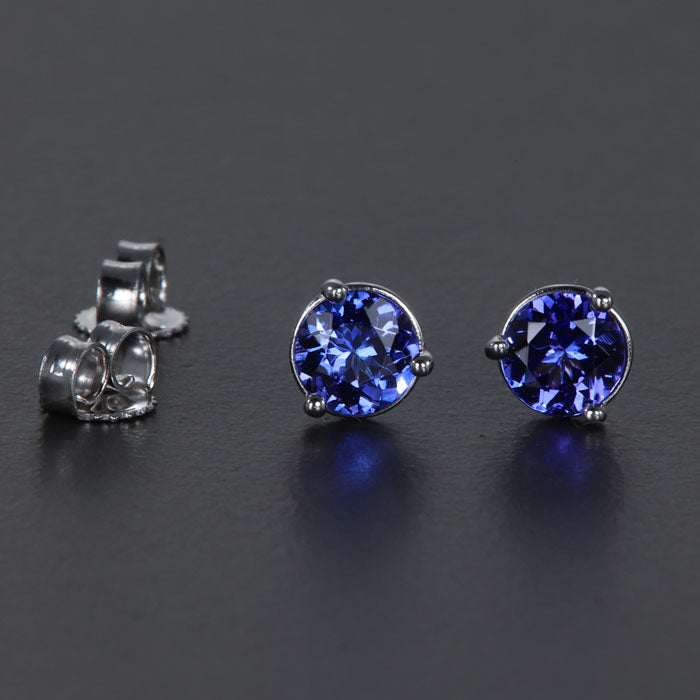 14k White Gold Tanzanite Stud Earrings .94 Carats