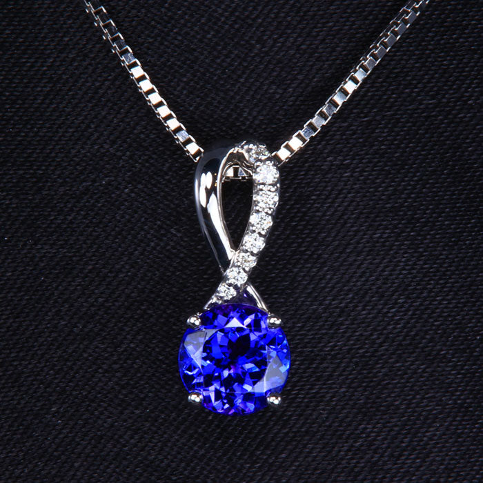 14K White Gold Oval Tanzanite and Diamond Pendant 1.01 Carats