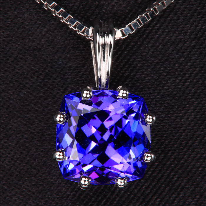  Square Cushion Tanzanite Pendant 