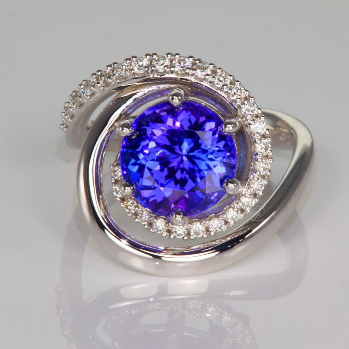 White gold diamond and tanzanite ring size 2024 5