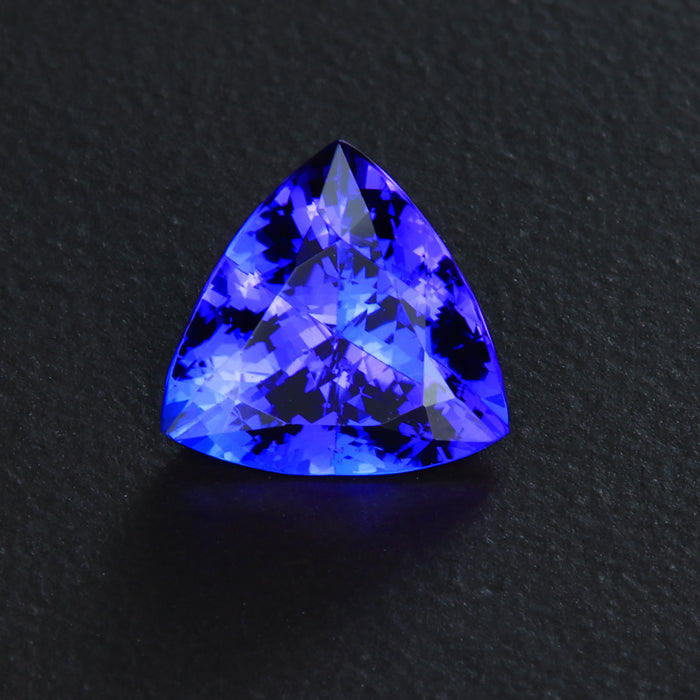 VIolet Blue Trilliant Cut Tanzanite Gemstone 2.70 Carats