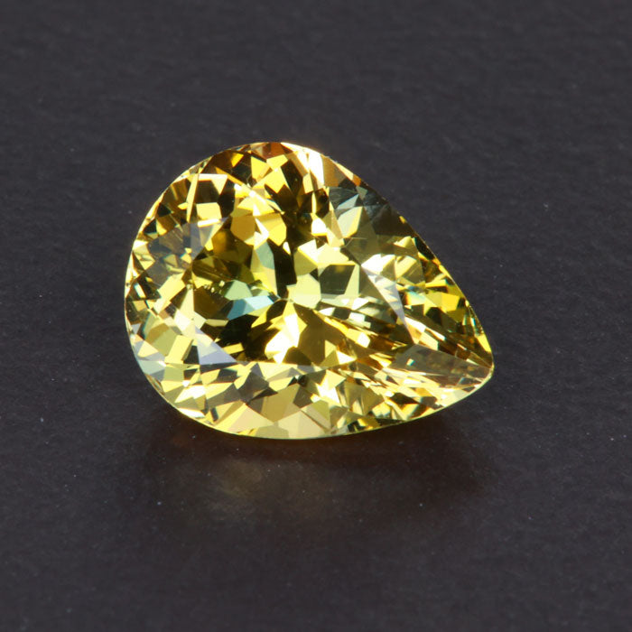 Green/Yellow Pear Shape Fancy Tanzanite Gemstone 2.55 Carats