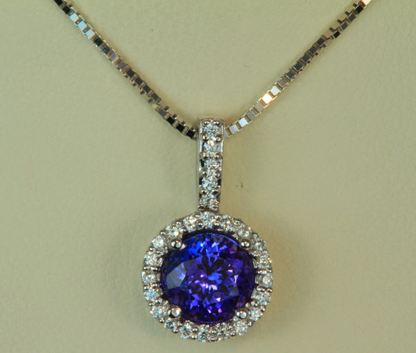 White Gold Tanzanite Pendant With Diamonds Around 