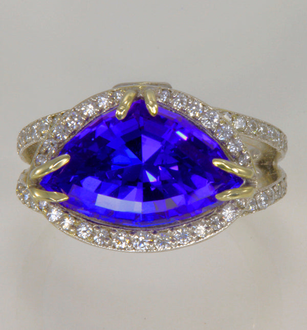 Tanzanite Diamond Ring With 6.77 Ct Shield Cut AAA Tanzanite